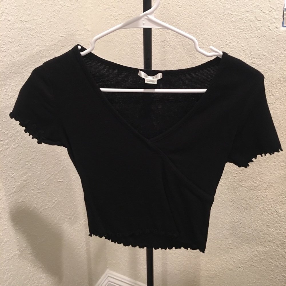Black crop top